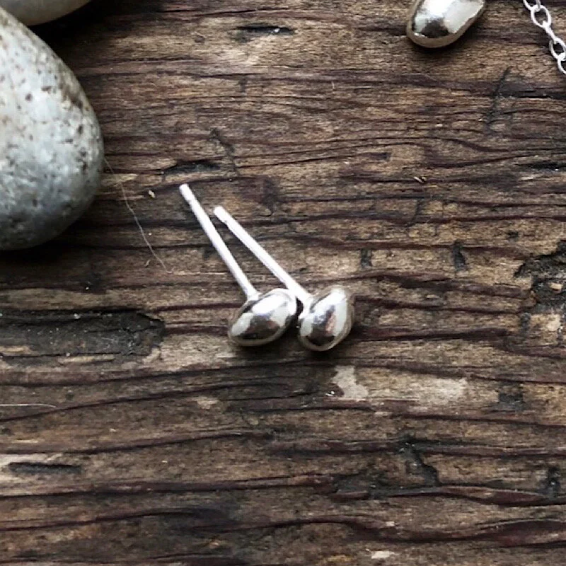 handmade recycled silver earrings