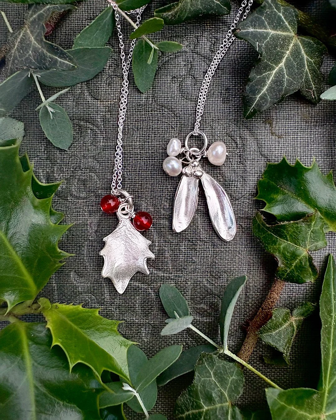 christmas-jewellery-gifts-for-her.jpg