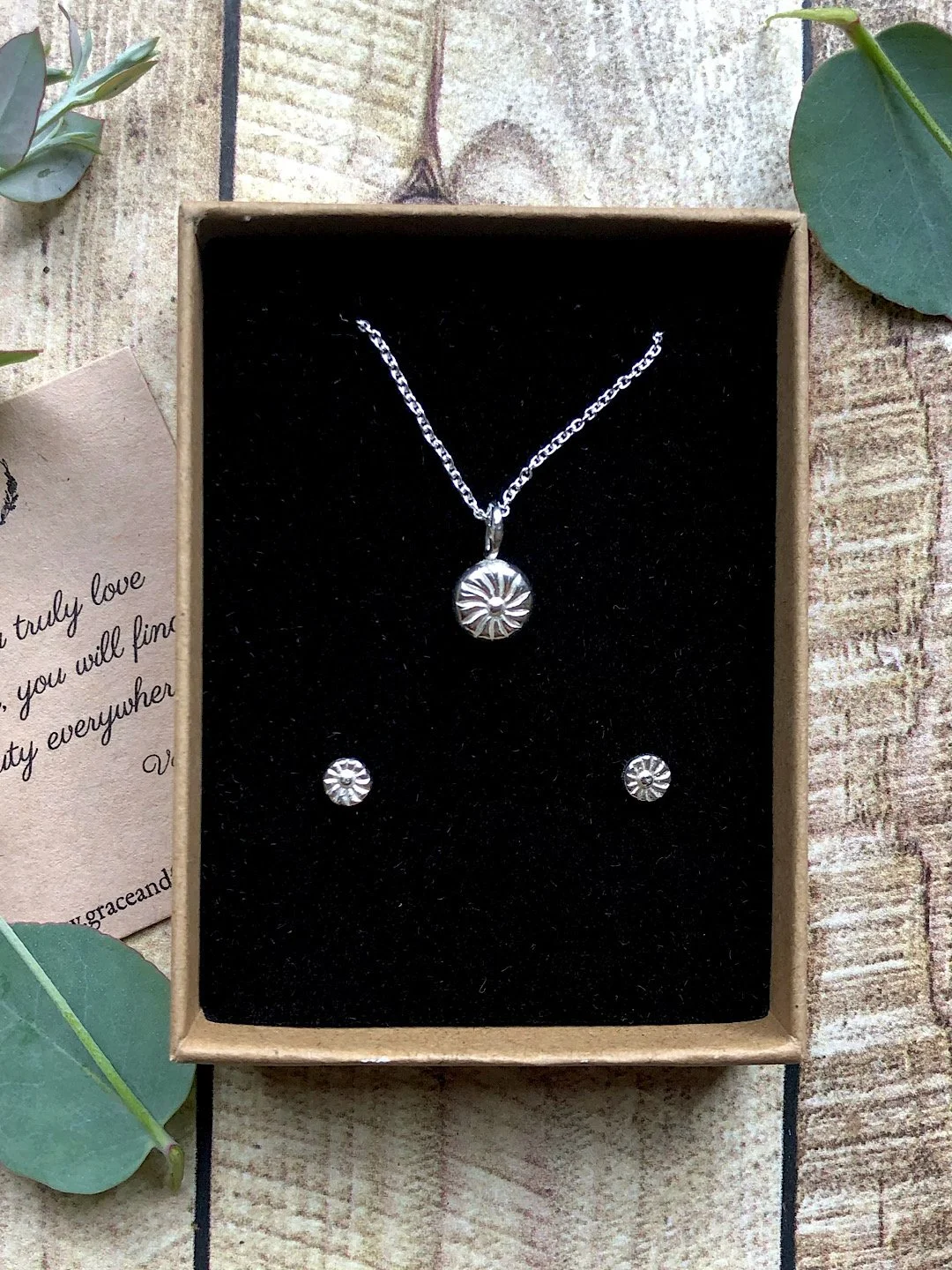 Simple Silver Flower Jewellery Set
