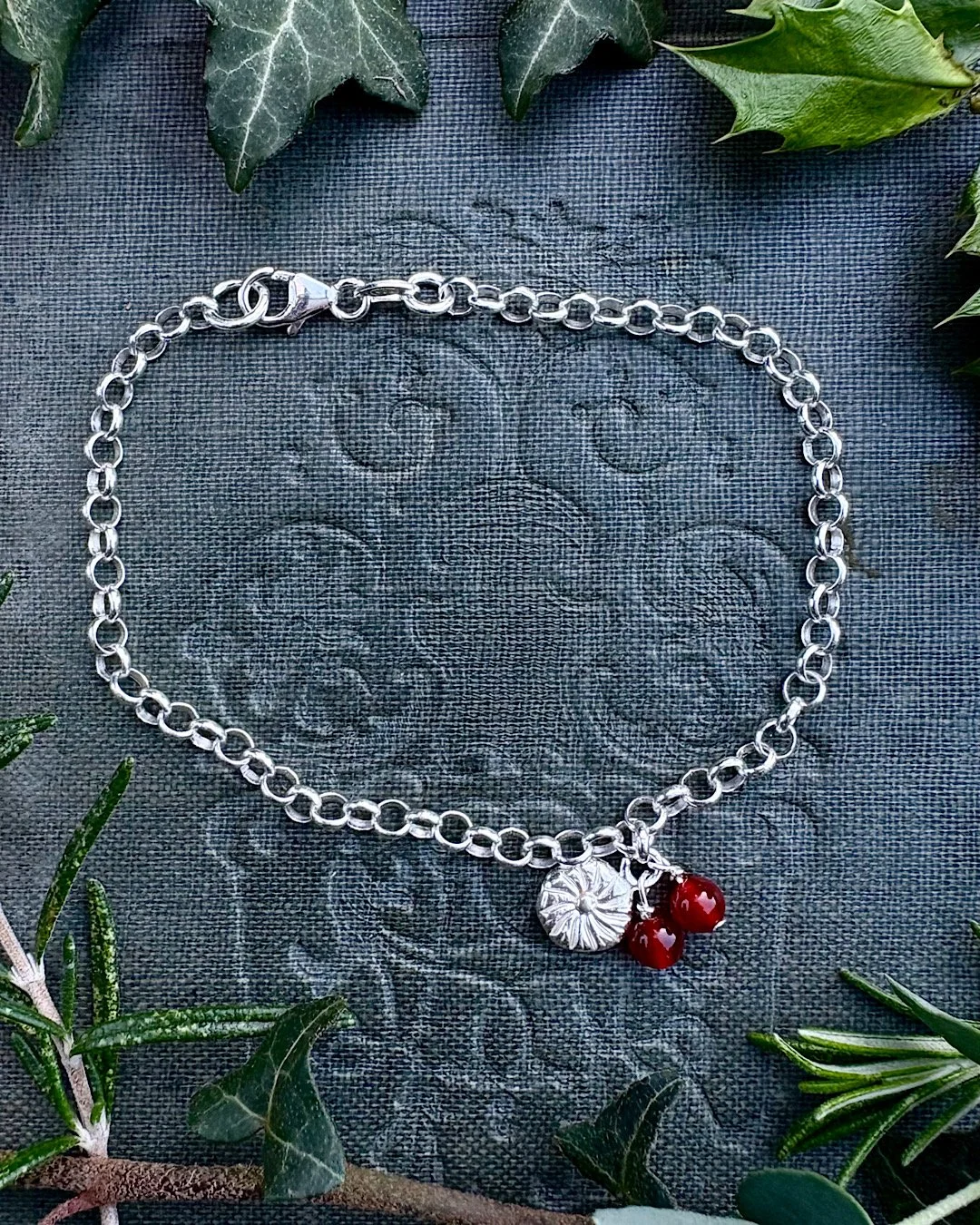 silver-bracelet-christmas-gift.jpg