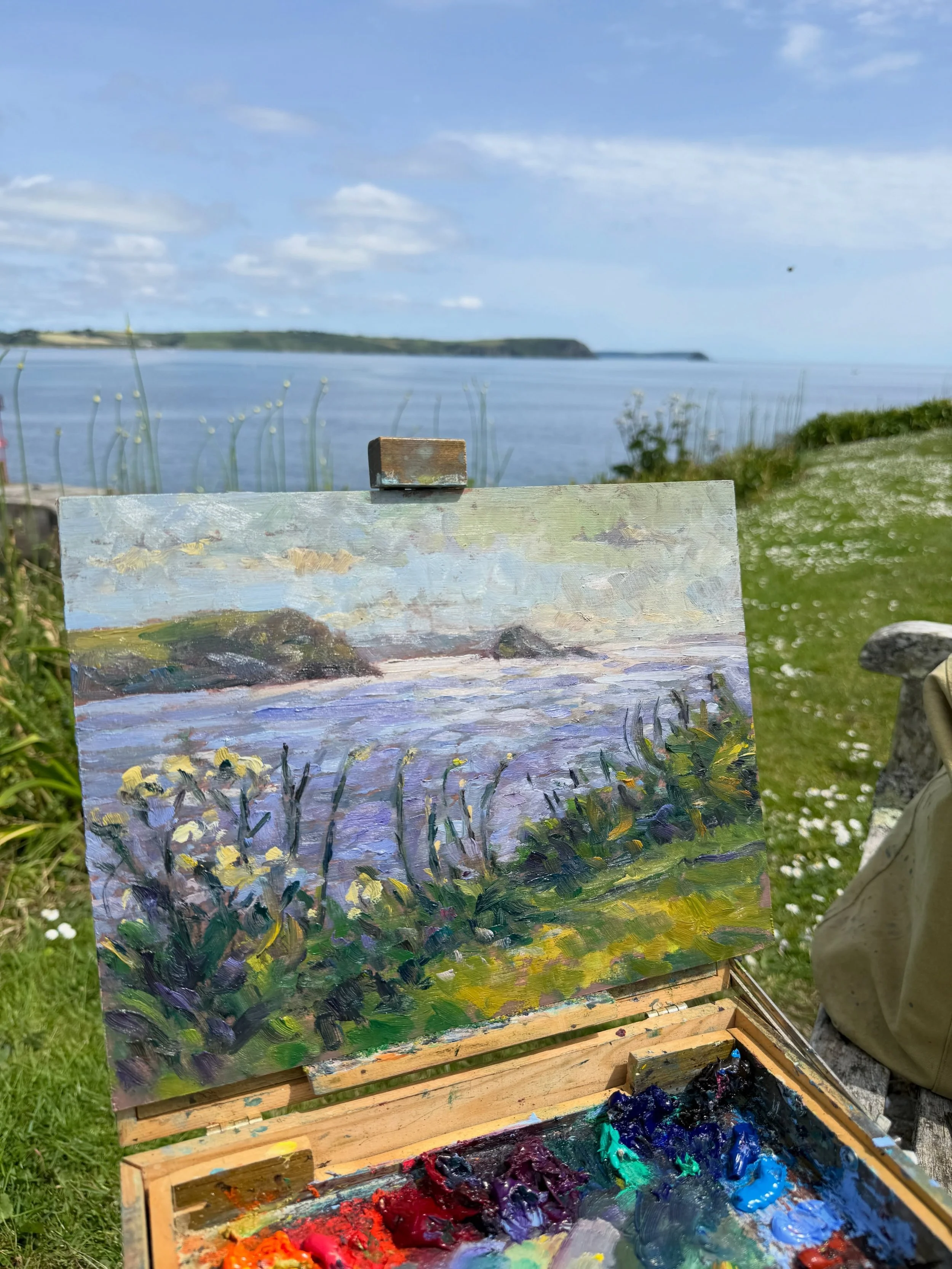 Sitting on my favourite bench when the sun was still shining #portscatho #pleinairpainting #seascapepainting #cornishcoast #cornishseascape