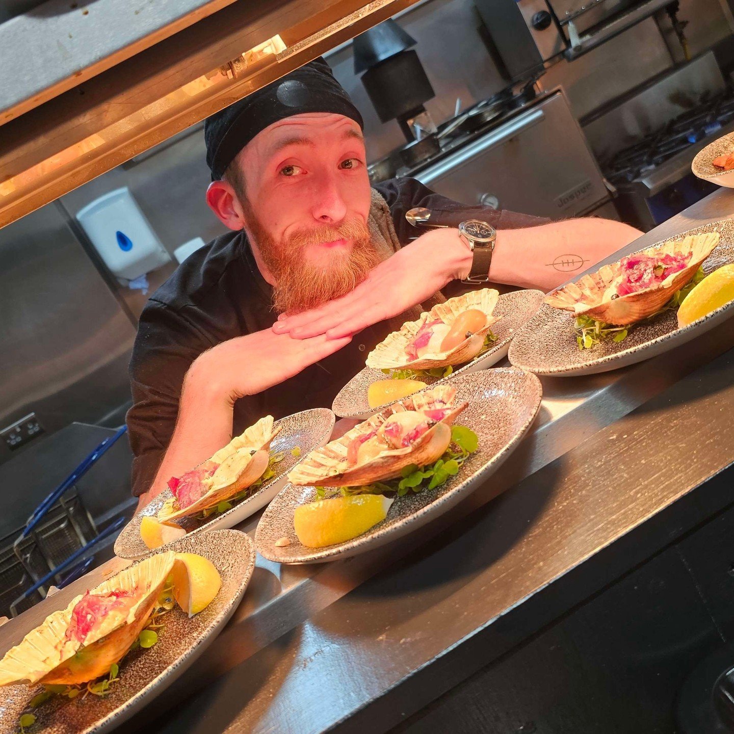 How can you say no to this face? 😇

Clearly not many of our guests can with the way our Specials have been flying out of the kitchen 😍

Come and see our angelic team for your tapas fix this week 🥘 🍷