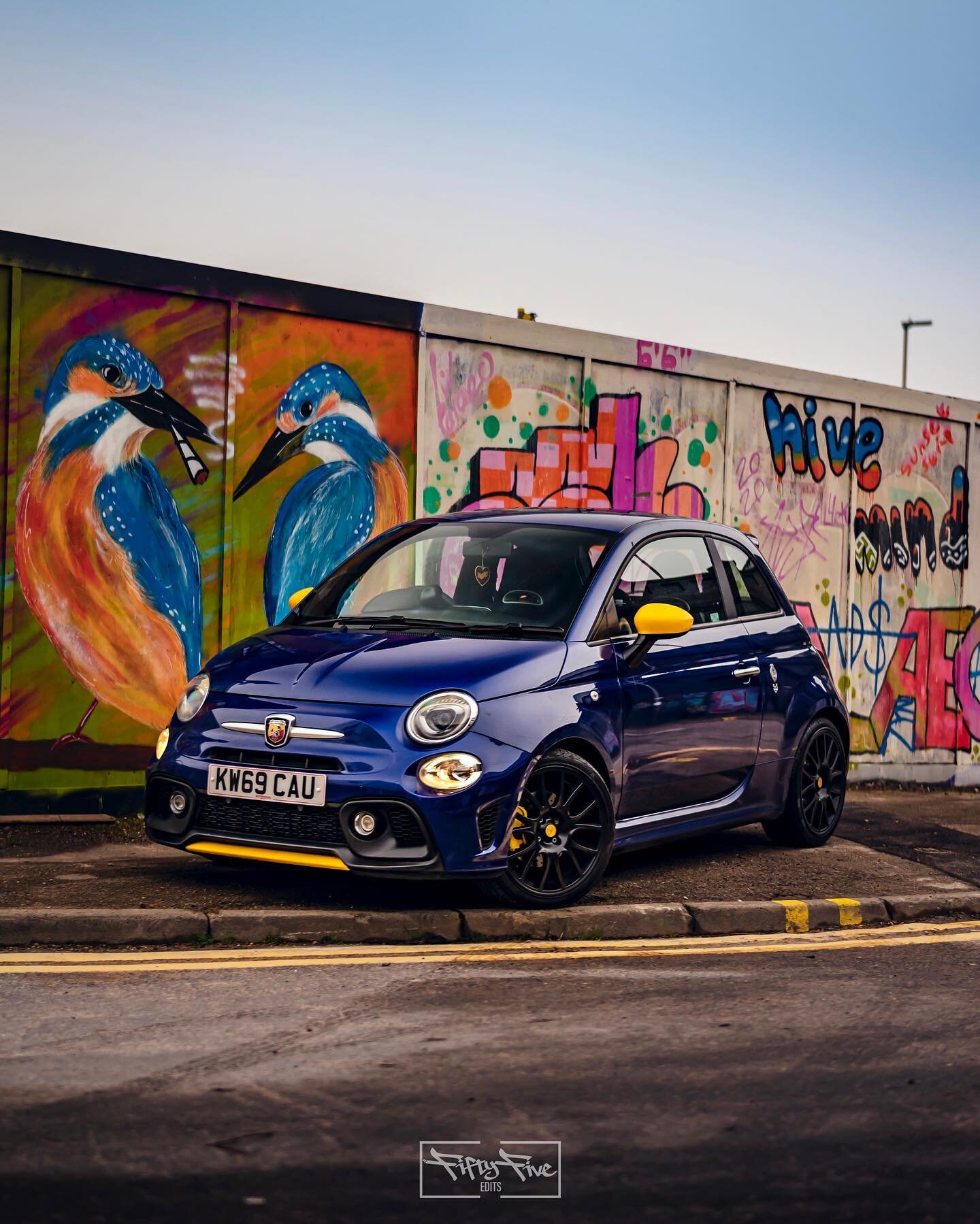 Loving the colours on @abarth_amy&rsquo;s 595 Pista💙💛

Stunning photo by @fiftyfifty_edits 

&mdash;&mdash;&mdash;&mdash;&mdash;&mdash;&mdash;&mdash;&mdash;&mdash;&mdash;&mdash;&mdash;&mdash;&mdash;&mdash;&mdash;

#abarth #abarth500 #abarthaddict #