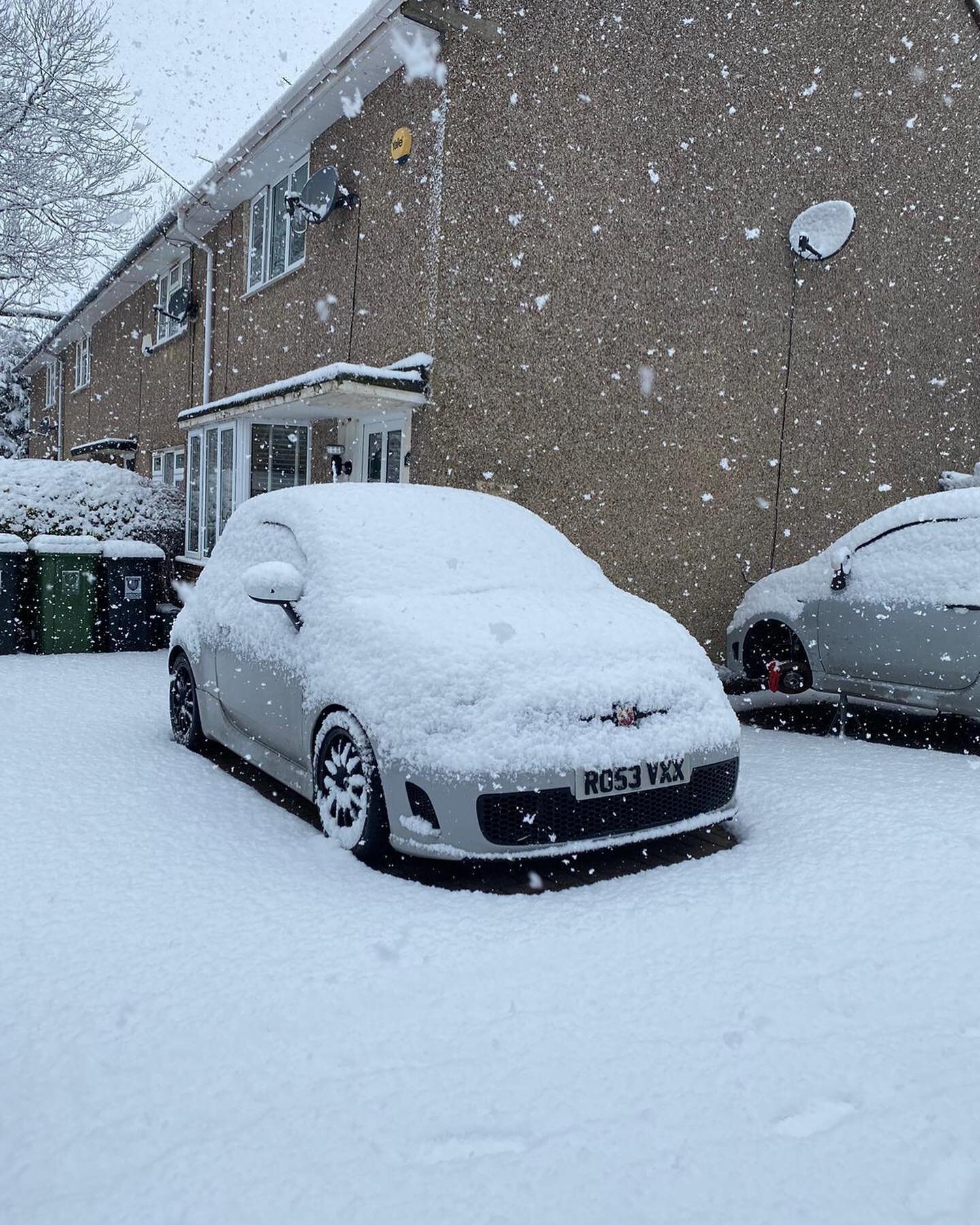 Anyone else&rsquo;s Abarth covered in snow?☃️

Great photo from @rosevarley_ 

&mdash;&mdash;&mdash;&mdash;&mdash;&mdash;&mdash;&mdash;&mdash;&mdash;&mdash;&mdash;&mdash;&mdash;&mdash;&mdash;&mdash;

#abarth #abarth500 #abarthaddict #abarth595 #abart