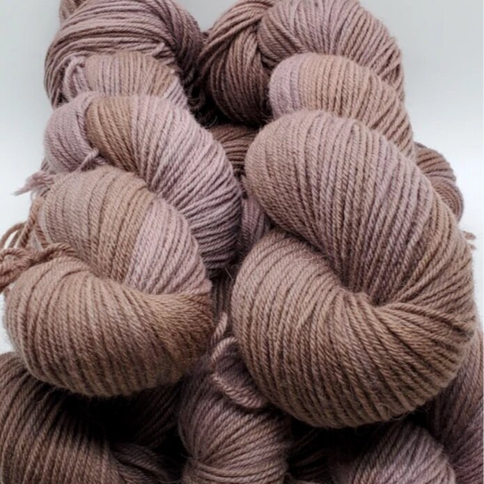 DK Peruvian Highland Wool © Sassy Black Yarns