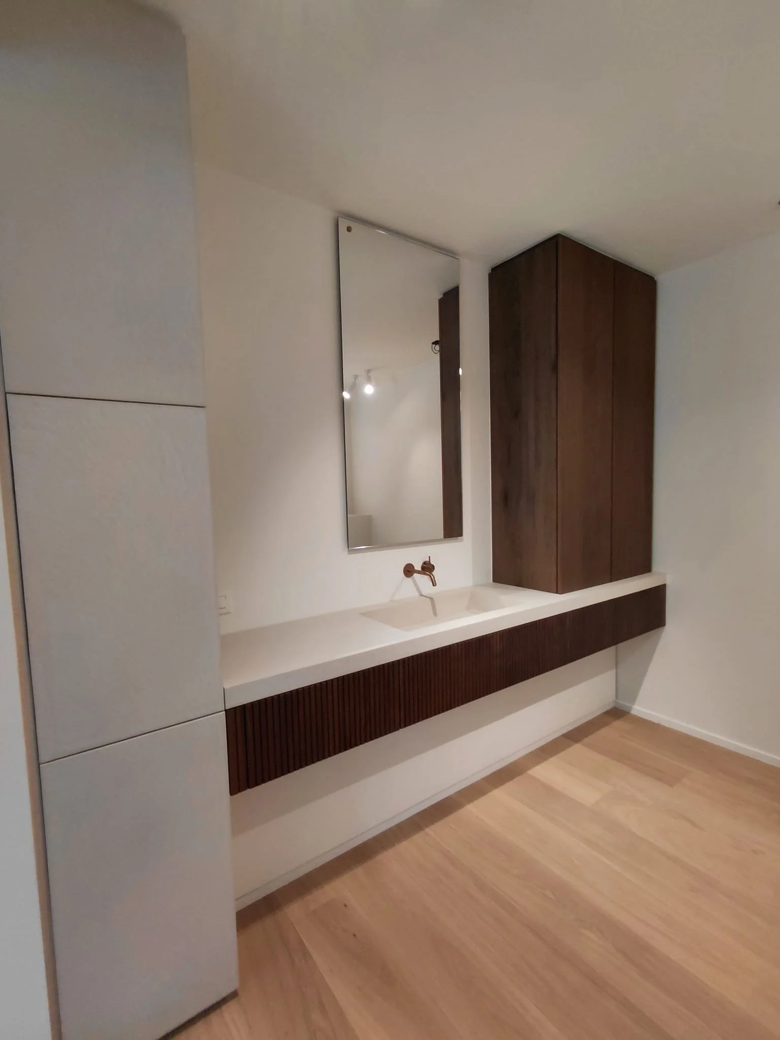 PHOTO-2025-10-05-11-55-36 2.jpg