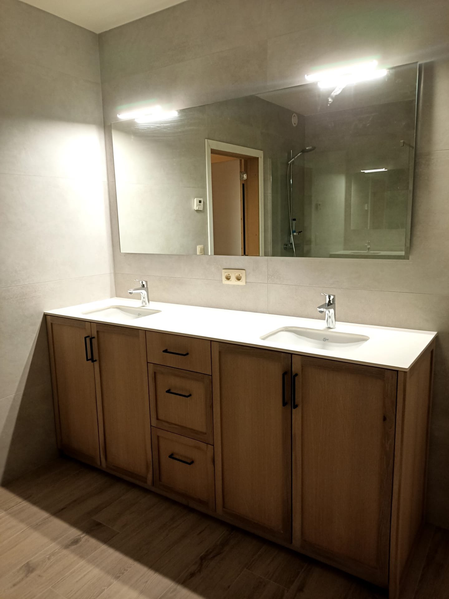 PHOTO-2022-01-13-21-38-02 1.jpg