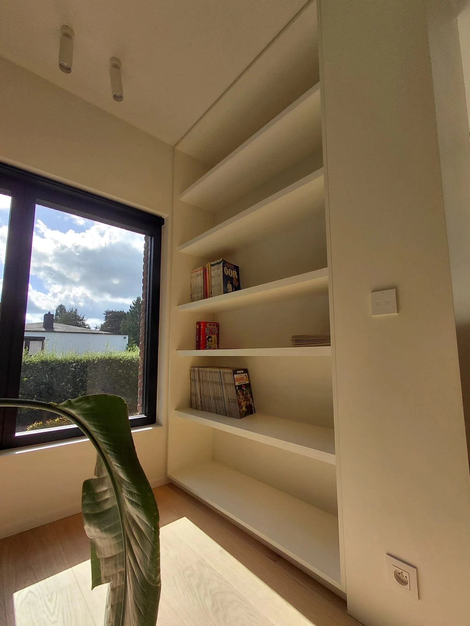 PHOTO-2025-10-05-11-55-38 2.jpg