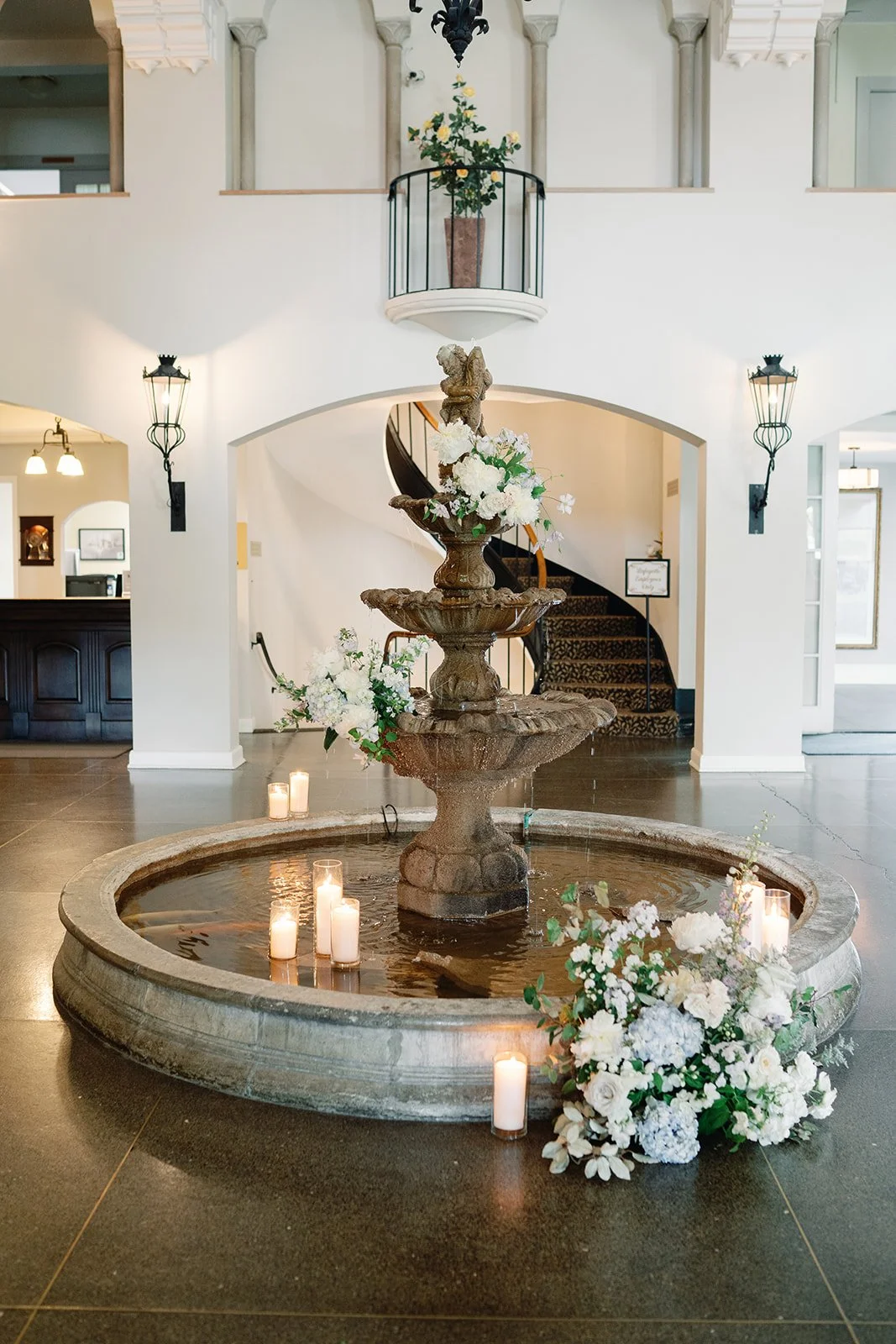 Lafayette club wedding fountain flowers