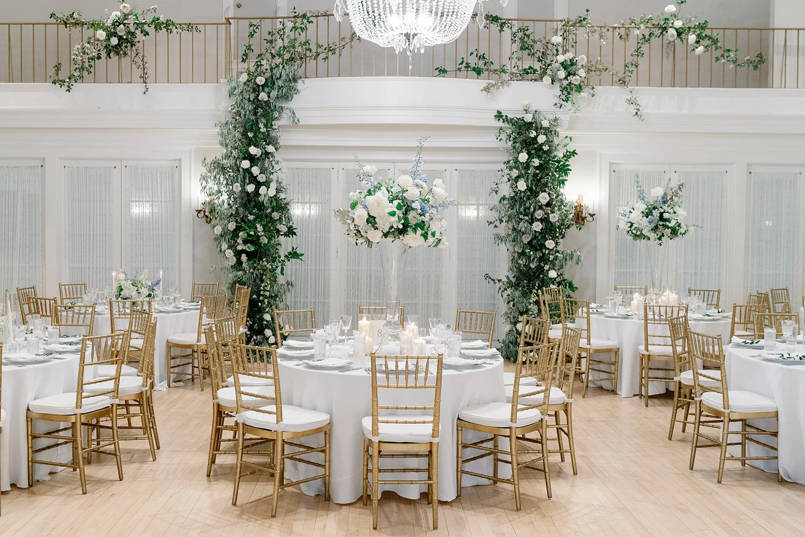 Lafayette club spring blue wedding