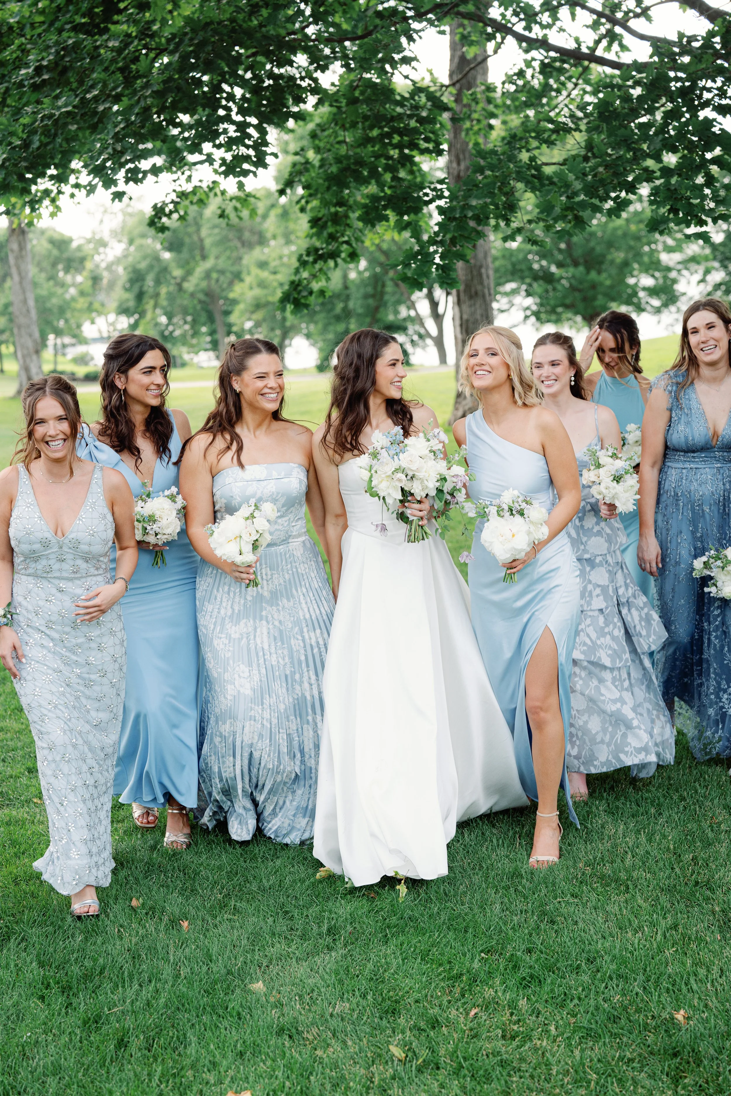 whimsical minnesota wedding floist