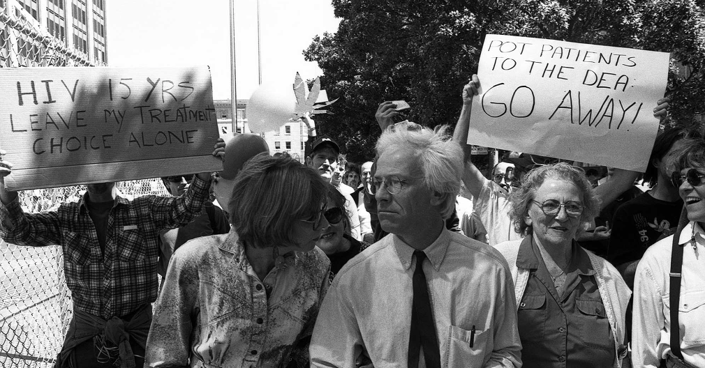 1972_shot_featuring_first_signs_of_protesting_against_raids
