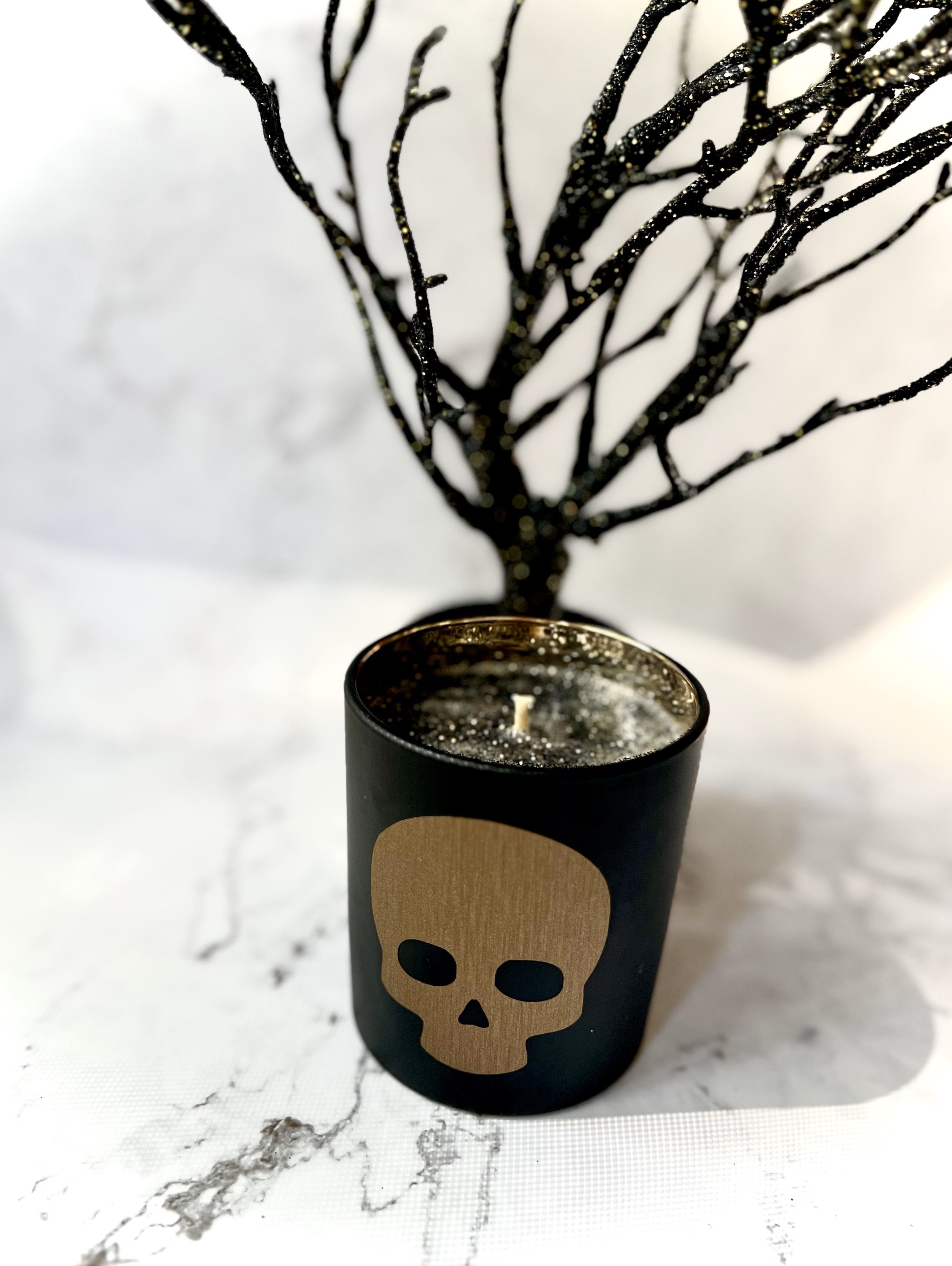 Hallow skull blk.jpeg
