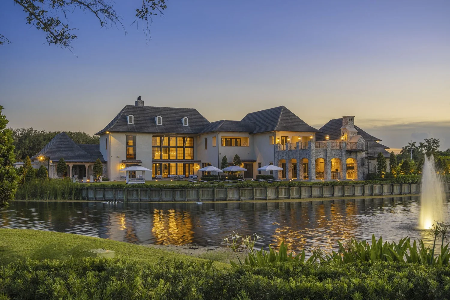 1 OAK Studios | Miami Real Estate Photography and Premier Creative ...