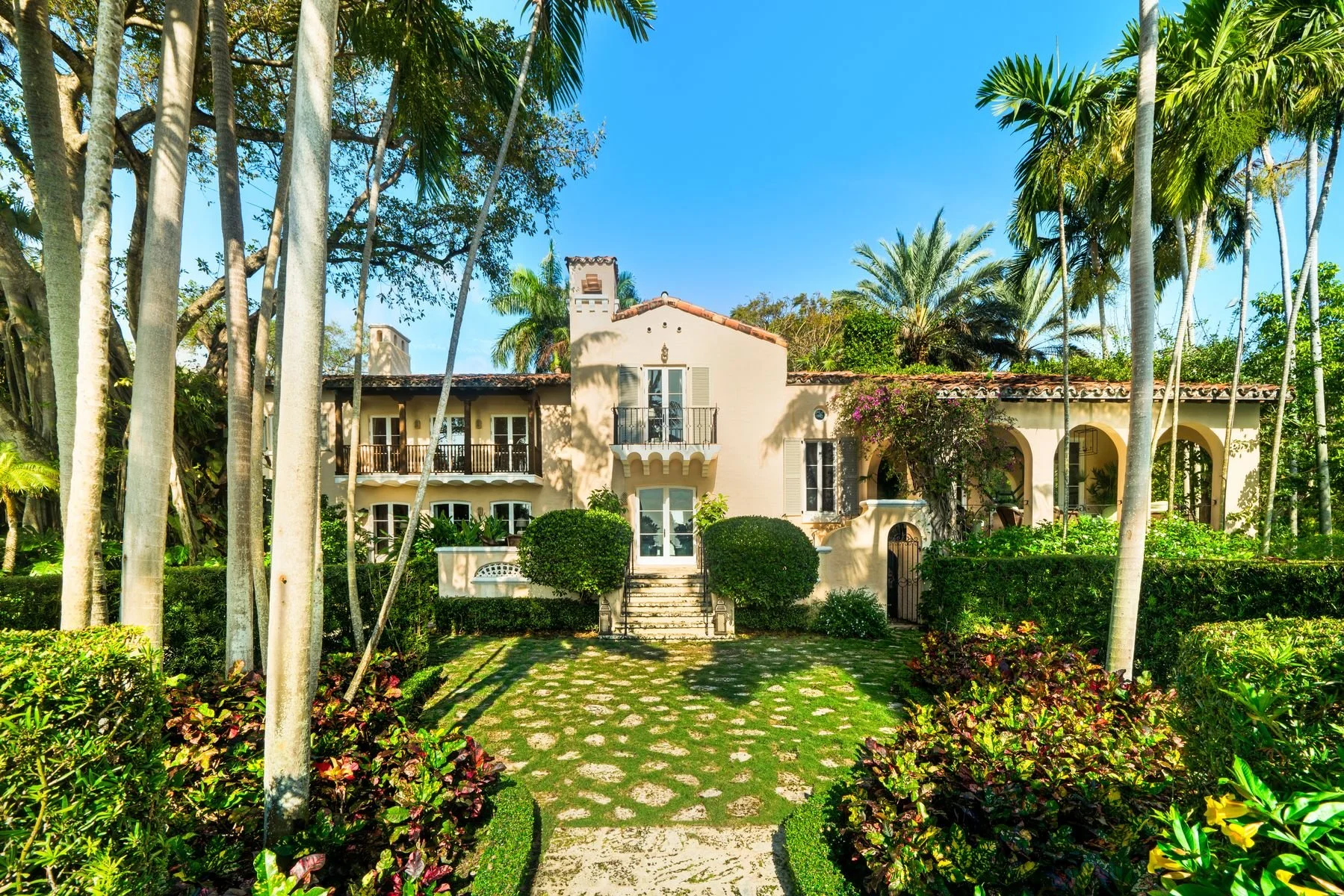 3467 N Moorings Way_1oakstudios-4.jpg