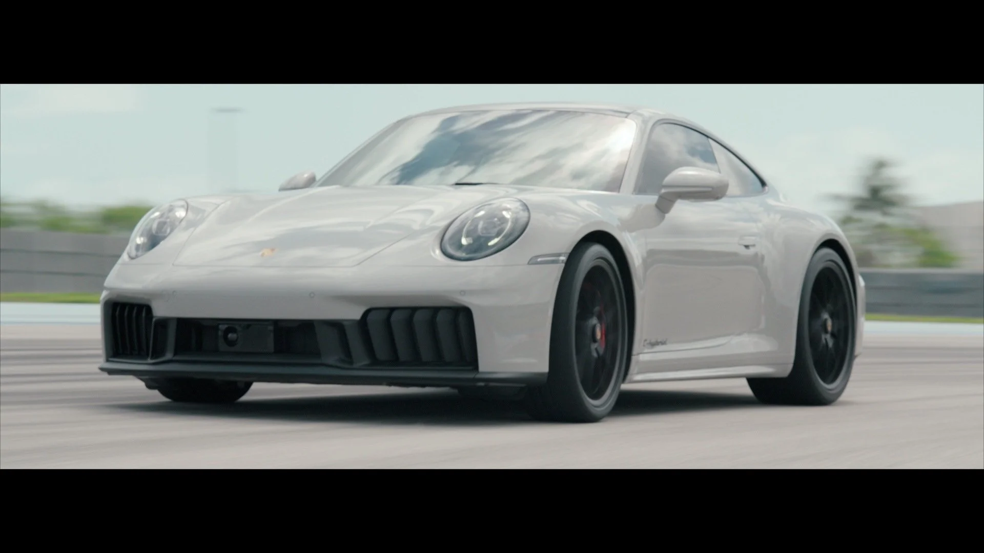 1 OAK Studios Porche Commercial4.jpg