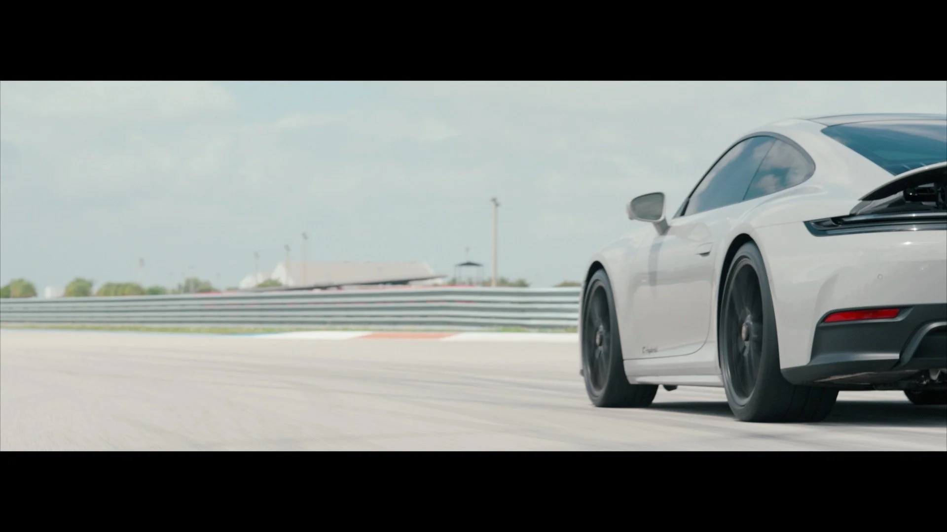 1 OAK Studios Porche Commercial8.jpg