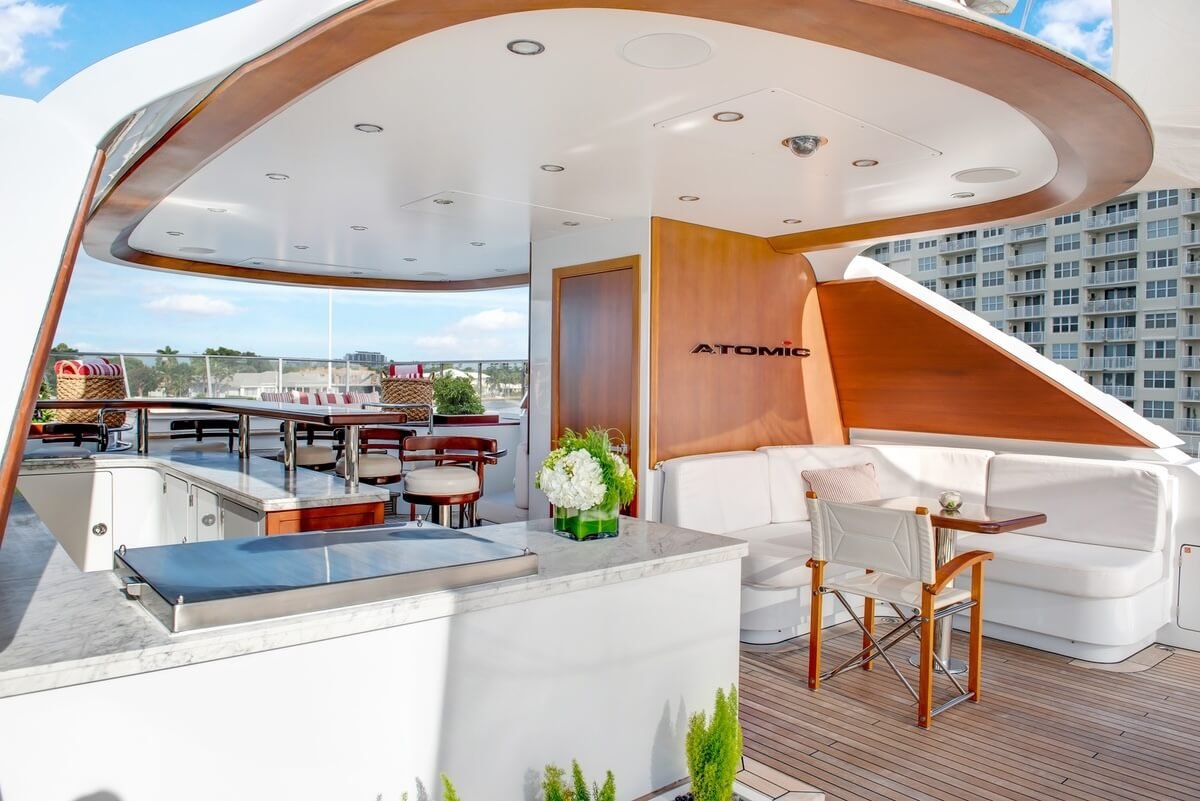 1oakstudios yacht photos_j62iSY65wnyPeLL9KjOq.jpg