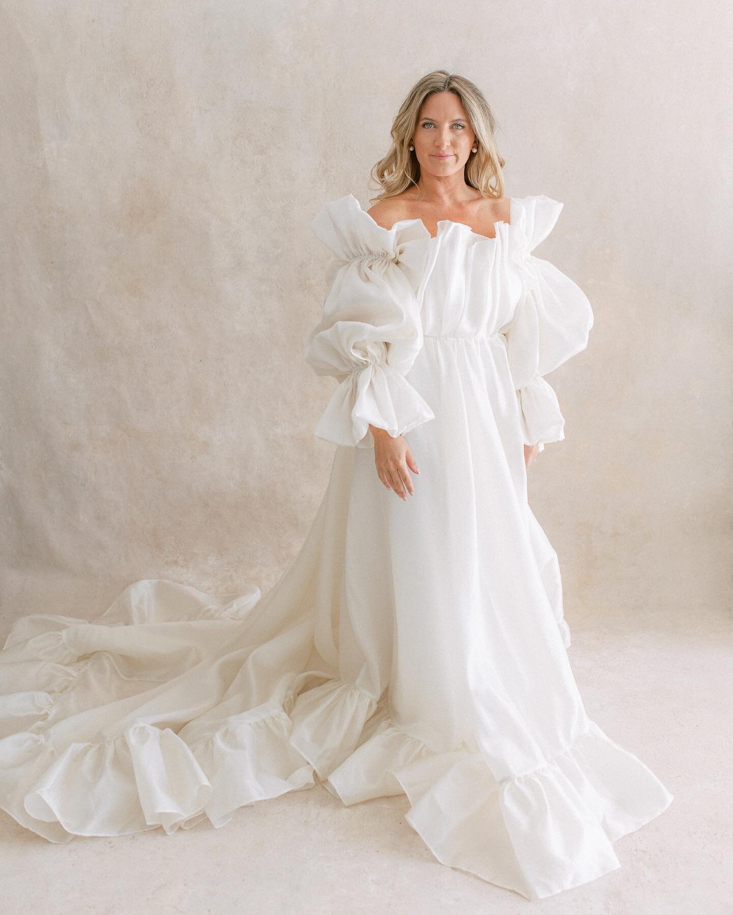 A moment for the dress. Creating is my passion and working with Ou, owner of @ouma_bridal , for my very own custom wedding dress, was a dream come true.

Captured perfectly by @emilyloeppke 

#customdress #bridestyle #brides #weddingdress #editorialp