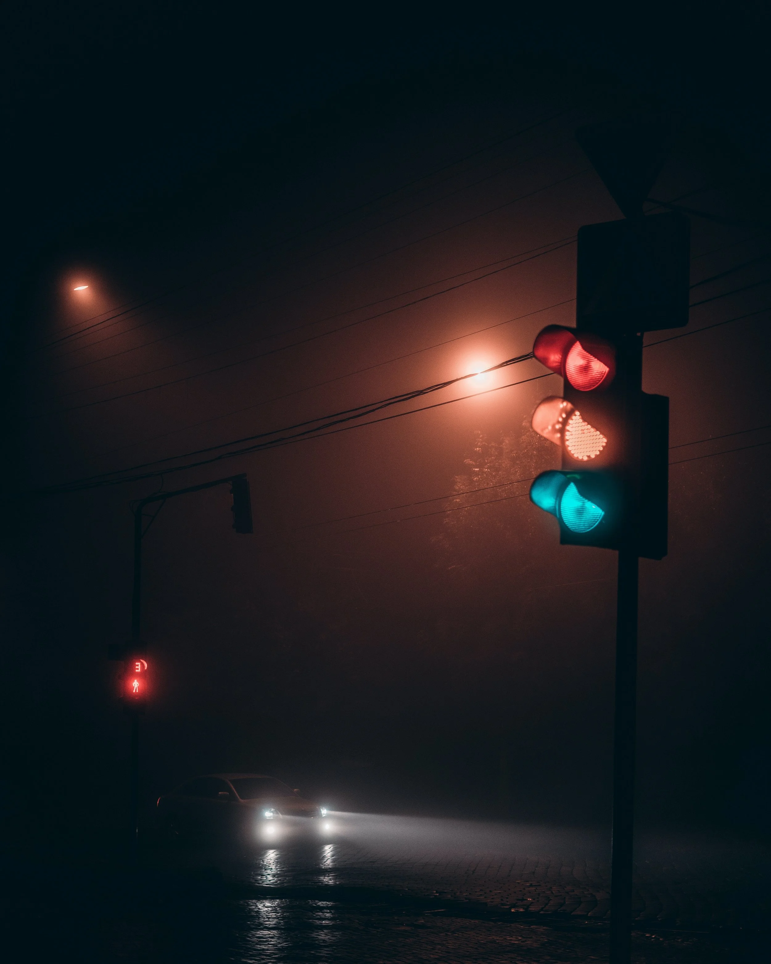 Understand the differences of Front Light and Back Light