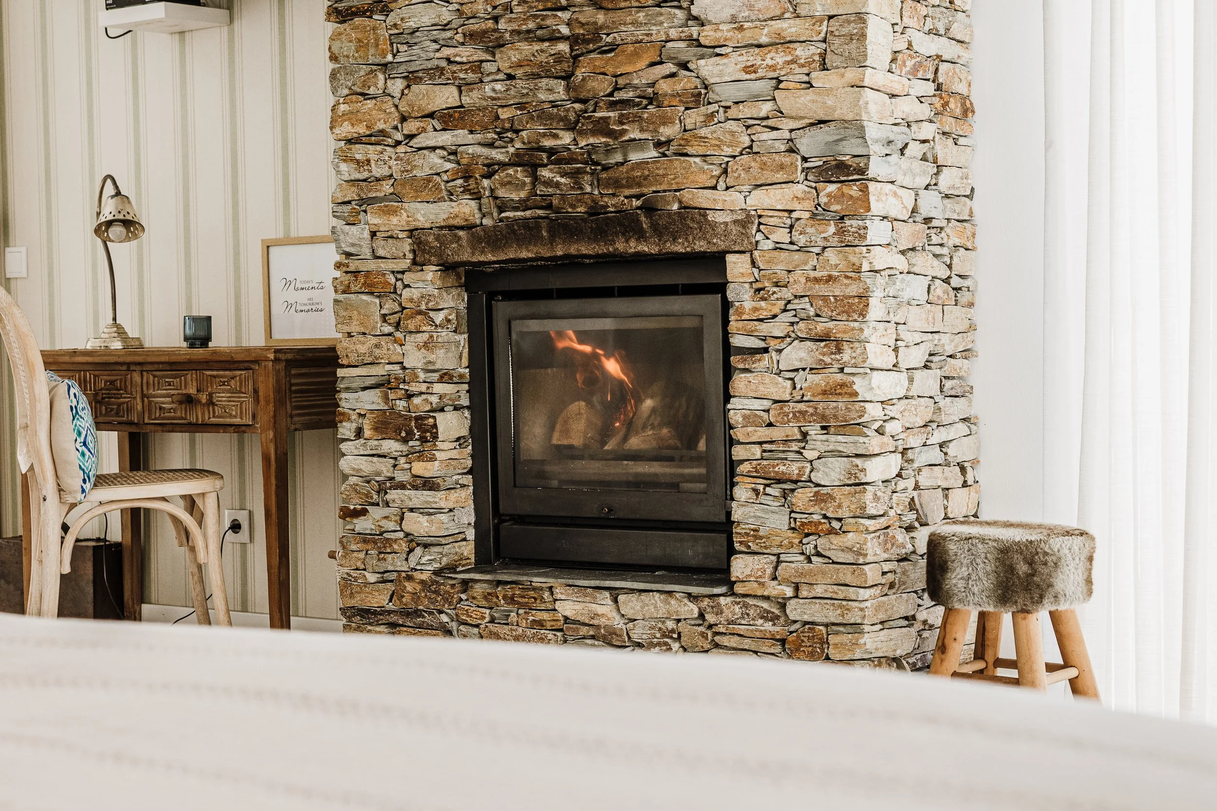 Lareira na sala de estar