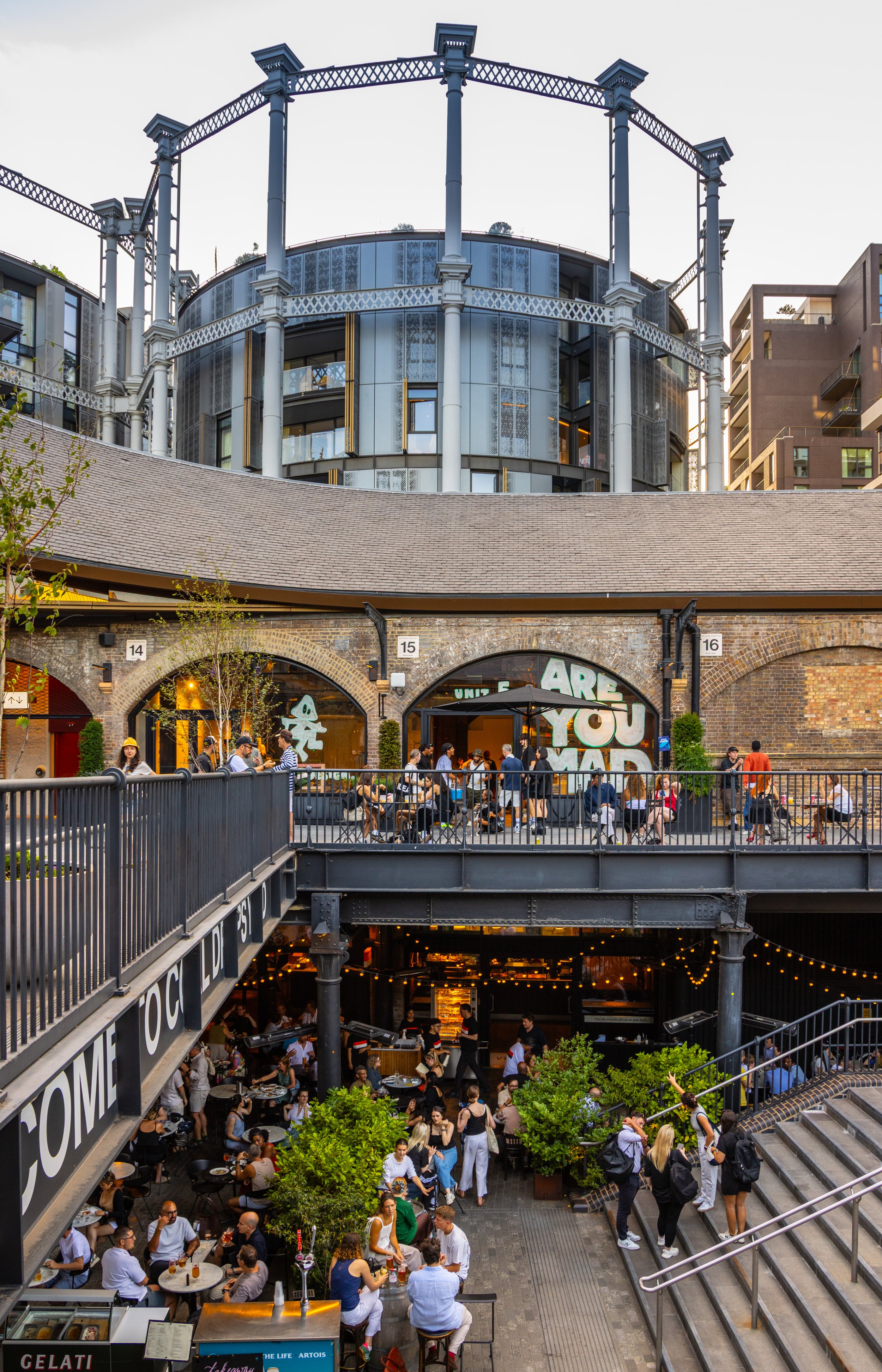 POP UP - UNIT 5, UPPER LEVEL, COAL DROPS YARD, KINGS CROSS, LONDON, N1C 4DQ
(OPPOSITE COS)