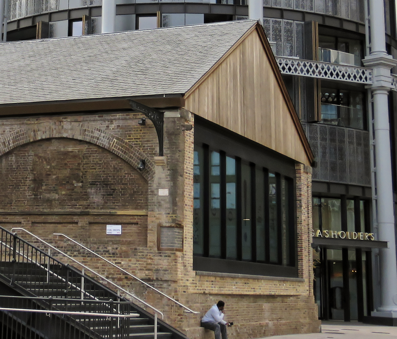 LAUNCHING JULY (POP-UP) UNIT 79-81 COAL DROPS YARD, KING'S CROSS, N1C 4DQ