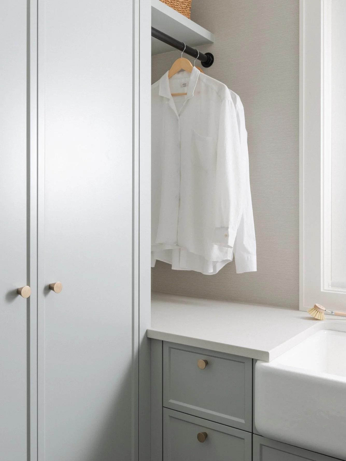 One thing I always tell people who want a little seasonal home refresh without a reno: swap out the hardware.

There are SO many options at every budget and the difference it makes is honestly dramatic. It&rsquo;s part of the design process we don&rs