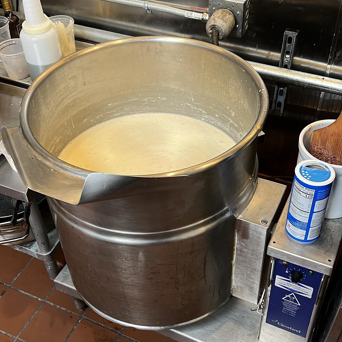 Back at it after for this weekend&rsquo;s markets!  Let me introduce you to our newest addition in the kitchen, &ldquo;George Kettle&rdquo;! (See what we did there?). Also, let me introduce you to our maiden voyage of our Roasted Garlic Alfredo Sauce