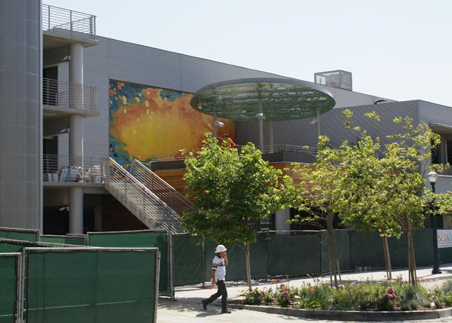 Claremont-Long view.jpg