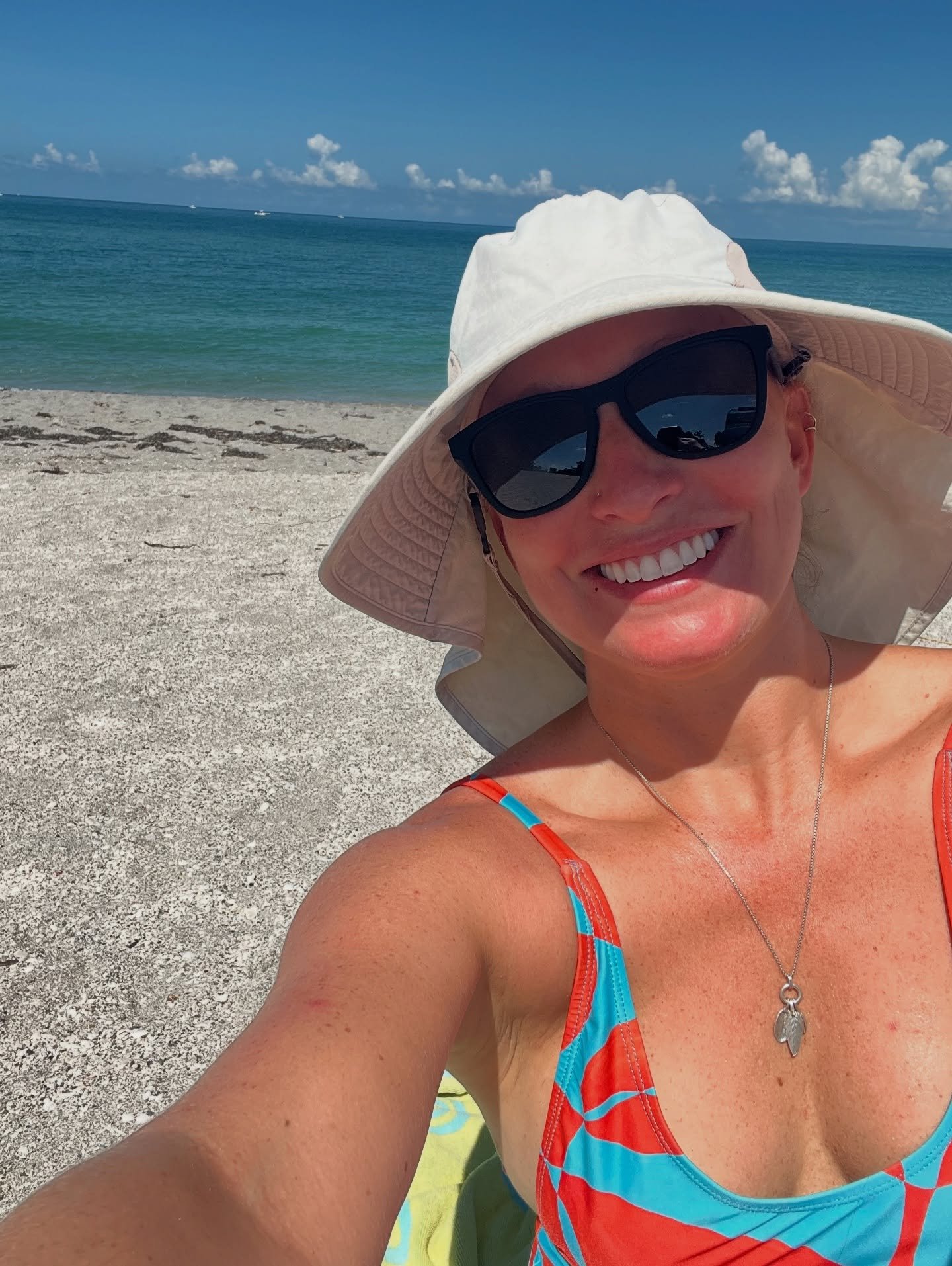 You can&rsquo;t tell by this photo, but the beach day ended with a solo fossil dive in a thunderstorm. The swim back to shore was&hellip; interesting. I was underwater pretty far west when the sky turned dark and I heard rain and thunder and began to