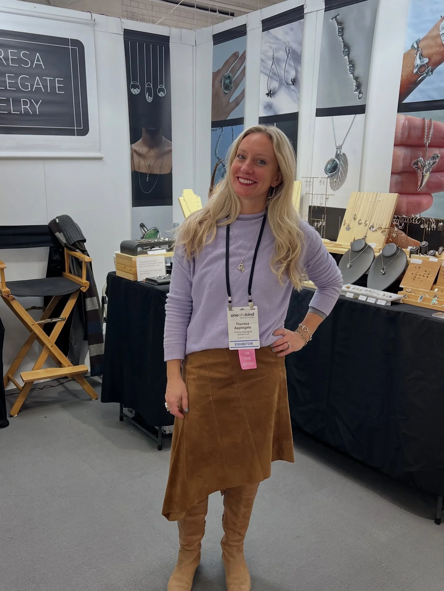 Friyay! Booth 9119 in the fashion district 💜💜💜