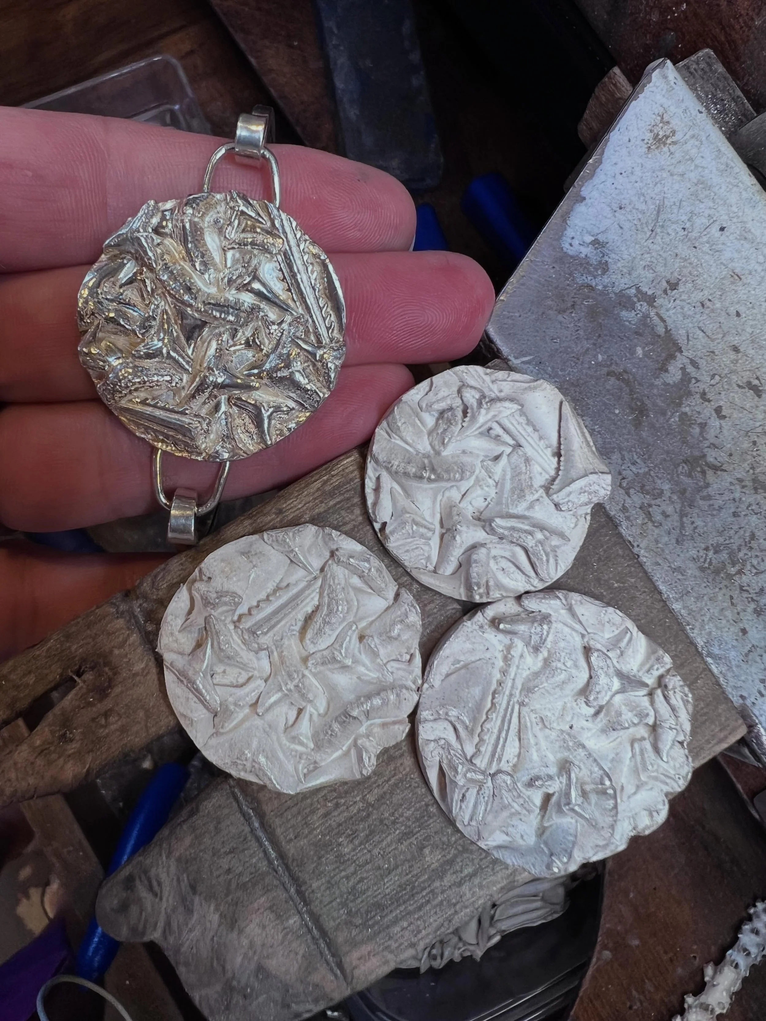 Which one would you choose for a toggle pendant?