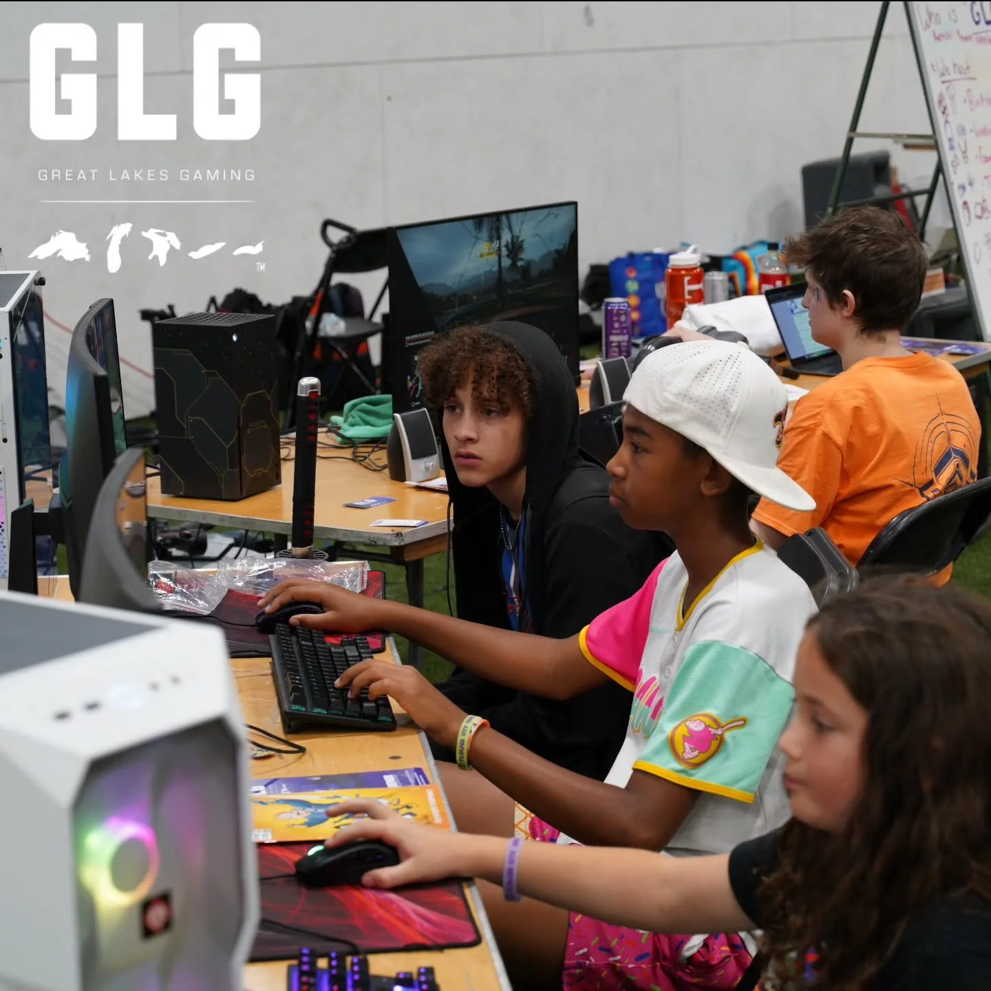 Throwback to our mini-lounge experience at Flower City Comic Con 👾🌸

Stop by GLG for the normal-sized-lounge experience any time during operating hours:

5pm - 10pm: Wed/ Thur/ Sun.
5pm - 12am: Fri/ Sat.