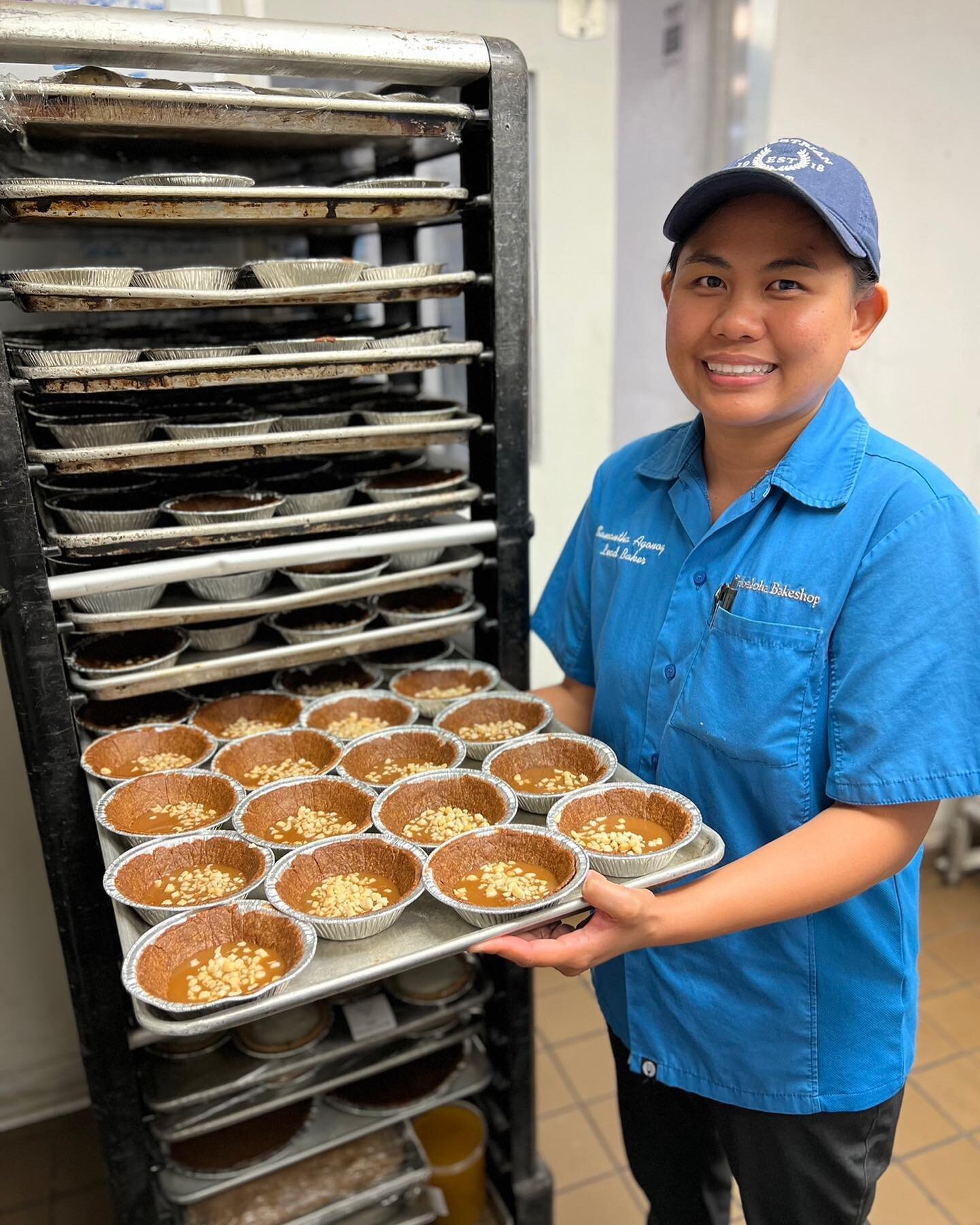 We&rsquo;d like to take a moment to recognize the amazing Samantha, head baker here at Leoda&rsquo;s and the Hoaloha Bakeshop. Sam is now in her 11th year with our company, she&rsquo;s an incredibly talented, artistic, hardworking, and crucial member