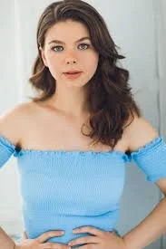 Episode 21: Actress/Writer/Producer Jenna Beressi