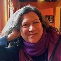 Episode 38: Singer Songwriter, Artist, Therapist Phyllis Capanna