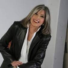 Episode 69: Best-Selling Author and Investigative Reporter Hank Phillippi Ryan