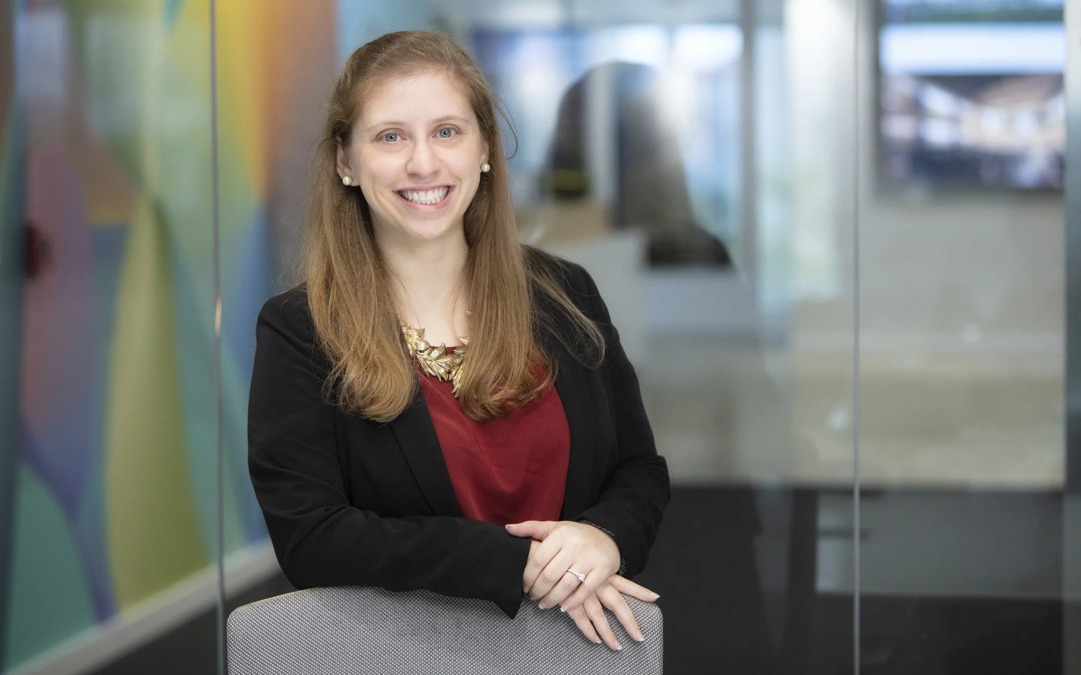 Headshot_Amanda Barton.jpg