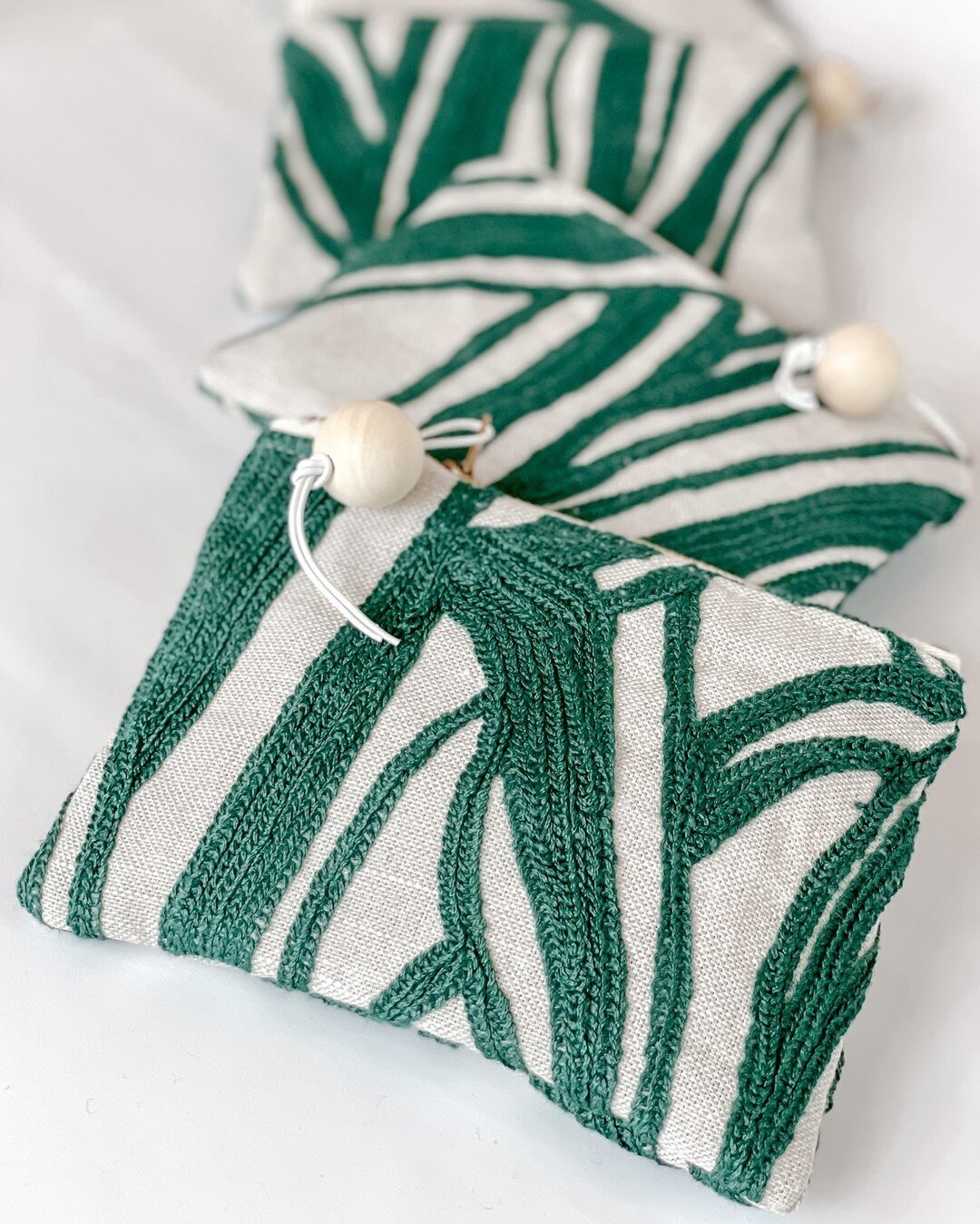Just like you or me⠀⠀⠀⠀⠀⠀⠀⠀⠀
This bag has a story⠀⠀⠀⠀⠀⠀⠀⠀⠀
Pieced together from fabrics⠀⠀⠀⠀⠀⠀⠀⠀⠀
Like lessons and memories⠀⠀⠀⠀⠀⠀⠀⠀⠀
⠀⠀⠀⠀⠀⠀⠀⠀⠀
In mine I have hair ties,⠀⠀⠀⠀⠀⠀⠀⠀⠀
Lactaid, and tampons⠀⠀⠀⠀⠀⠀⠀⠀⠀
My mom has her cash stash,⠀⠀⠀⠀⠀⠀⠀⠀⠀
My sis 
