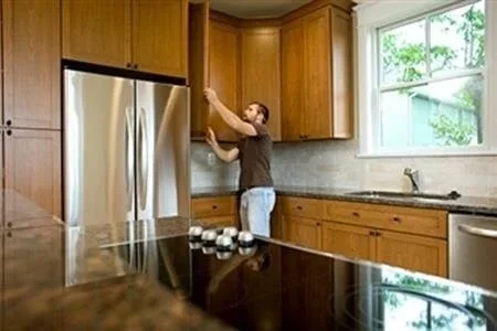 Senior transition services CT move downsize clean-out cleanout declutter