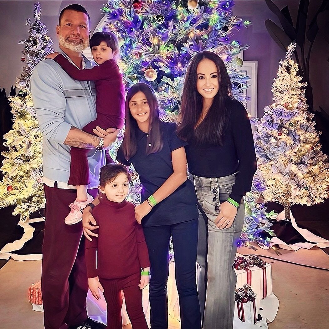 Merry Christmas Eve! 🎄🥰

From our family to yours, we send warm wishes and cheerful vibes on this magical night. 

May the spirit of Christmas fill your home with love, joy, and peace. 

Remember, the greatest gift of all is spending time with thos