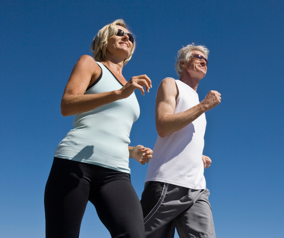 Жизненная активность. Физическая активность. Физическая активность пожилых. Хорошая физическая форма. Человек в хорошей физической форме.