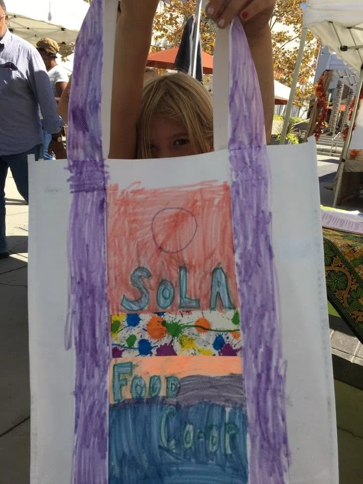 SoLA_Kids_Decorate_Totes3_Oct2016.jpg