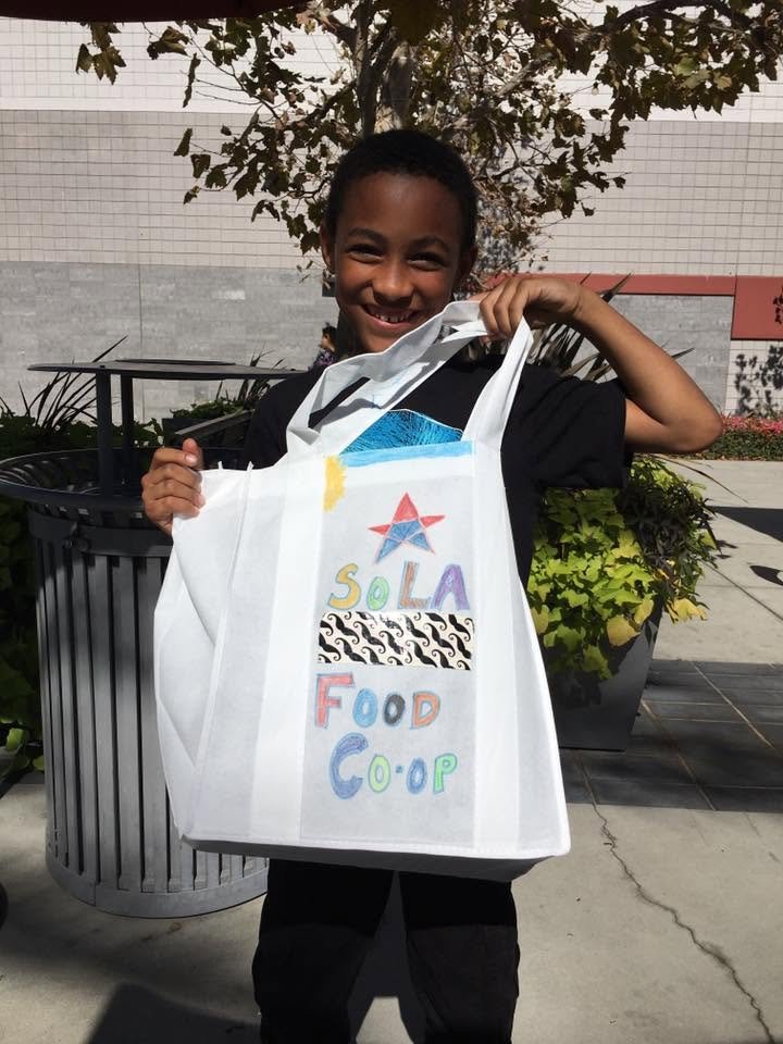 SoLA_Kids_Decorate_Totes4_Oct2016.jpg