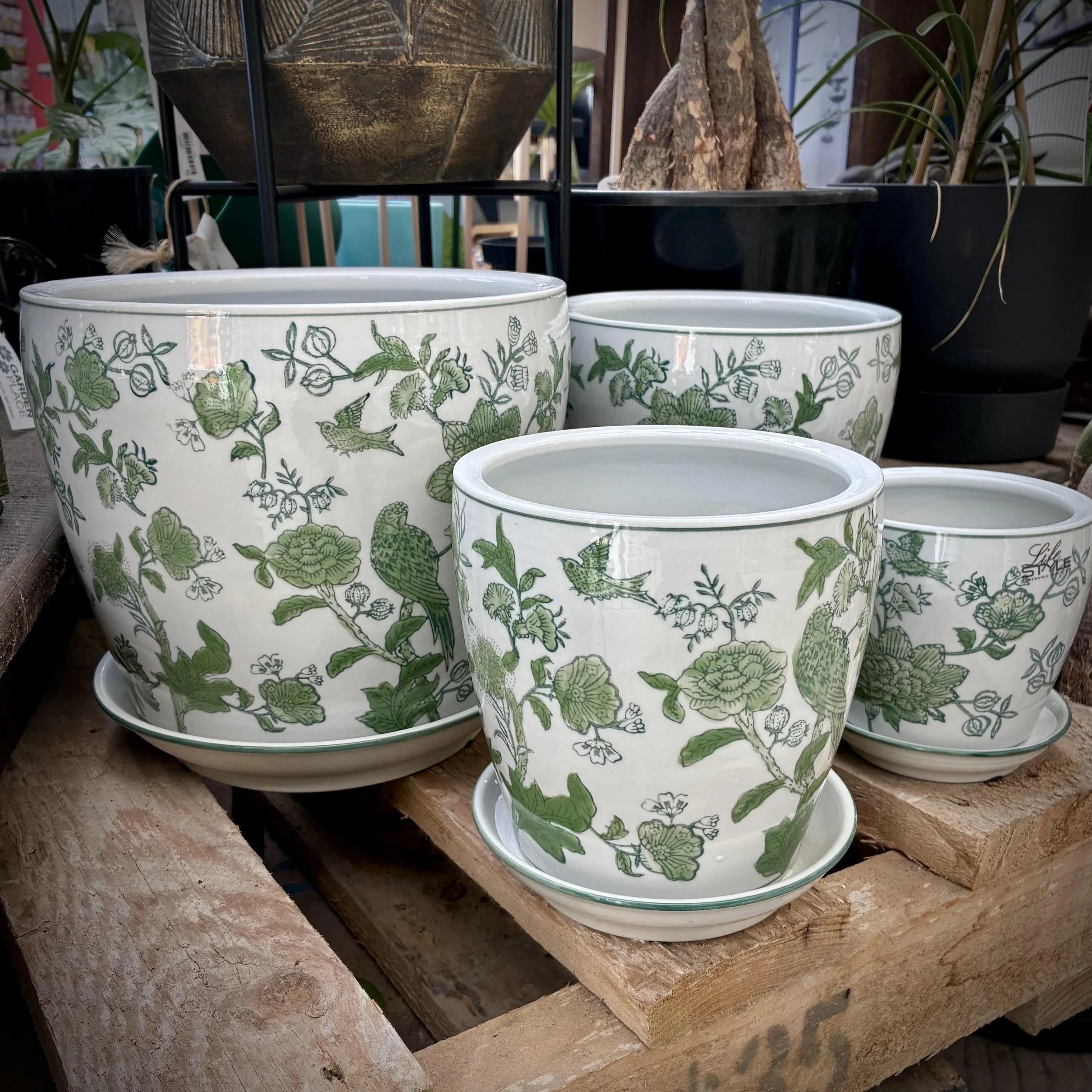 Green Bird Pot