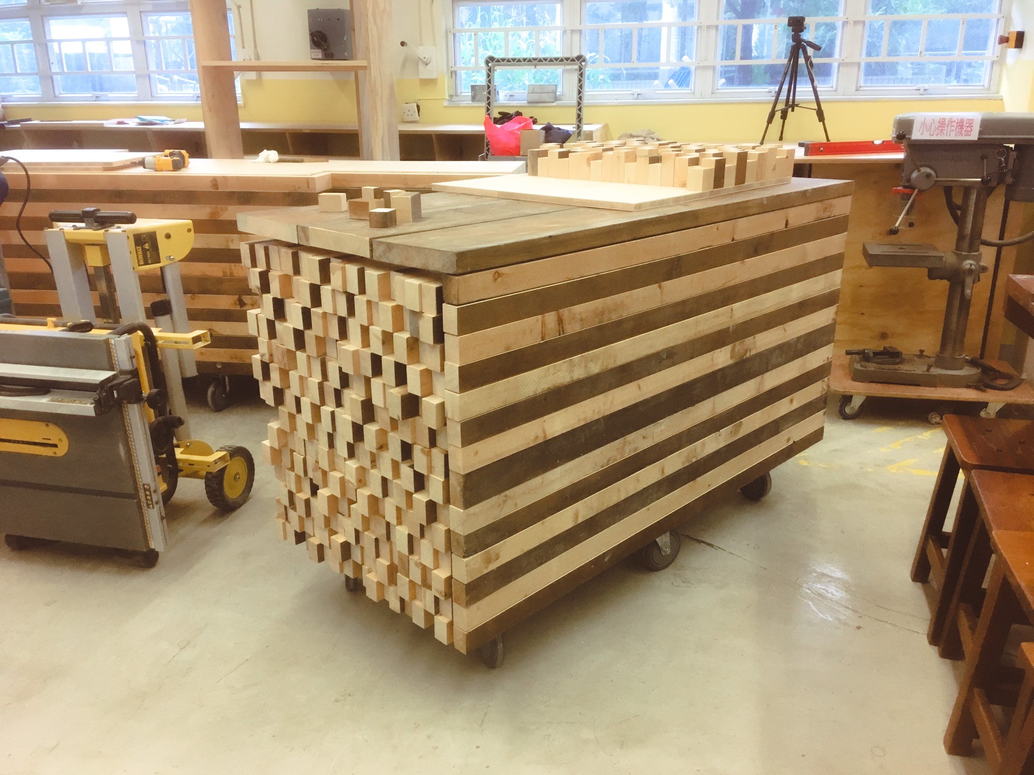 Cafetable in progress_44.jpg