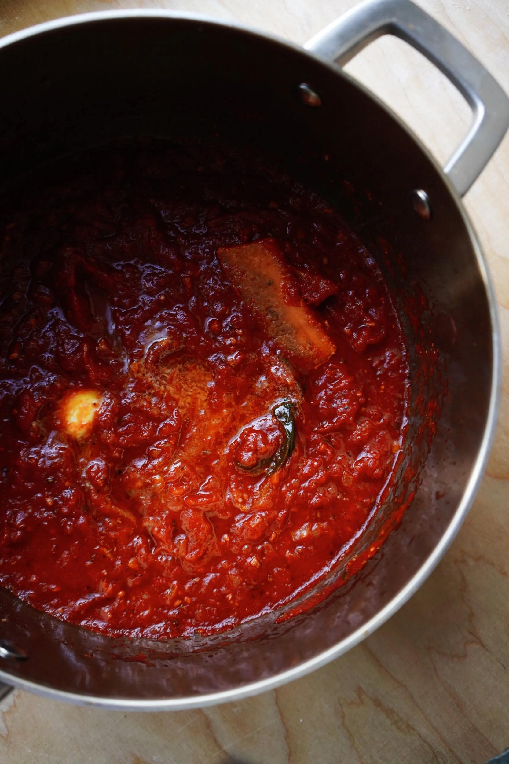 Marinara-tomaattikastike