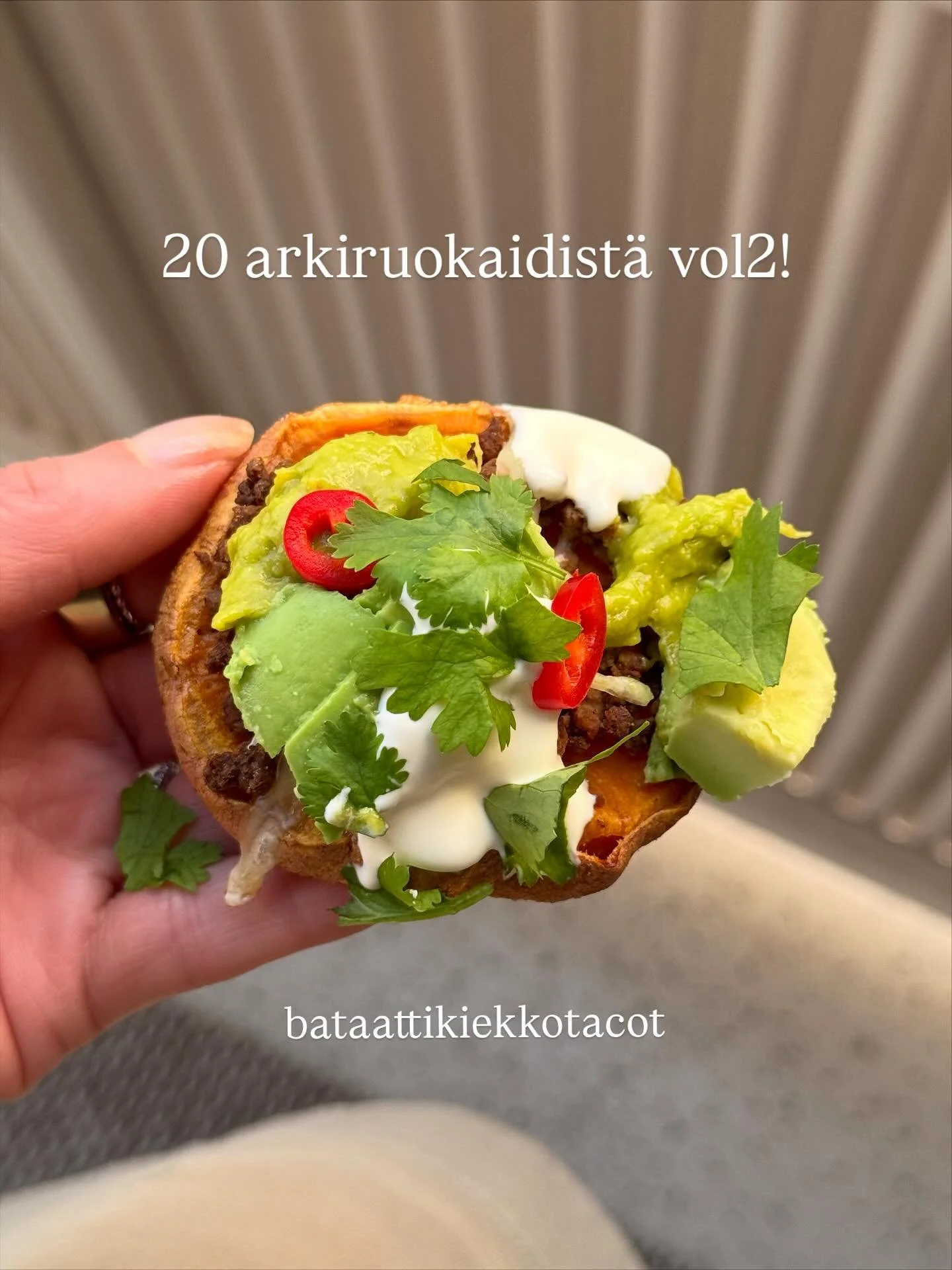 Lisää arkiruokavakkkareita täältä Petralta ja samalla vähän lapsiltakin.🐻🦊Mikä ruoka pelastaa teidän syömiset arkena? #arkiruoka #bellatable