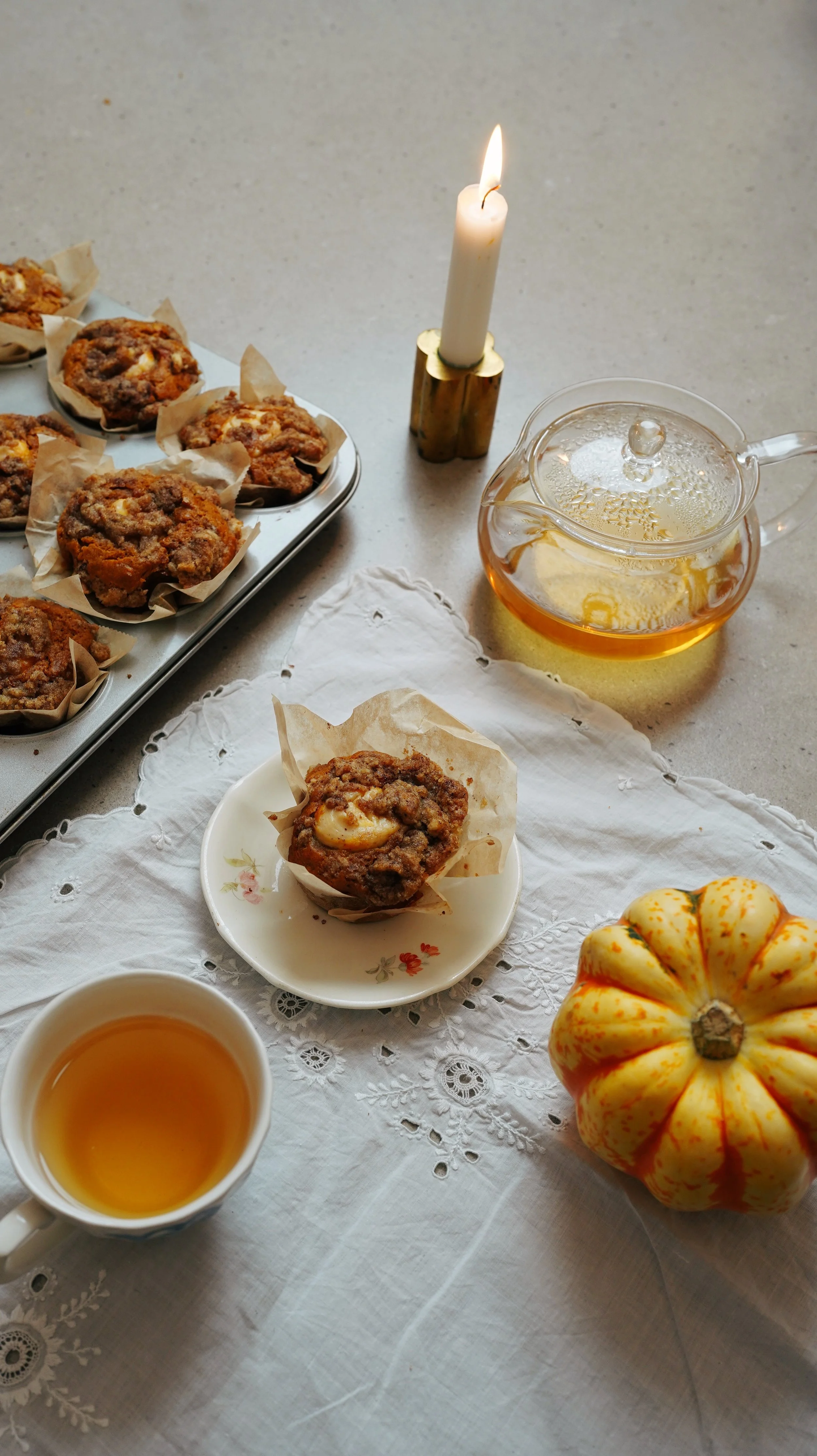 Kurpitsamuffinit tuorejuustosydämellä